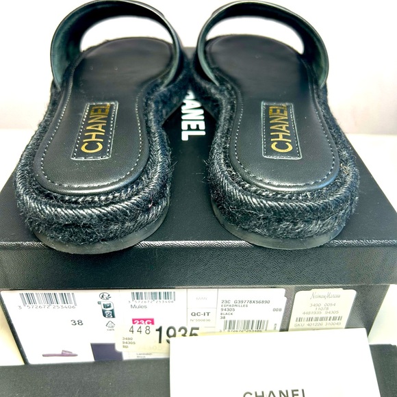 NEW CHANEL 23C CC LOGO MULE SANDALS BLACK LAMBSKIN SZ 38 - Picture 12 of 16